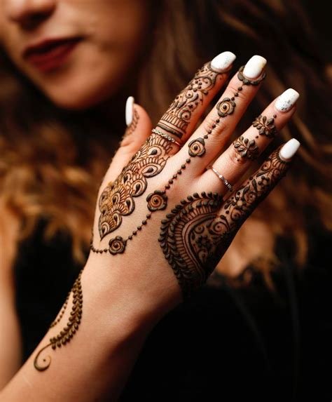 6_Unlocking the Secrets of Arabic Mehndi Designs  Shaadinama