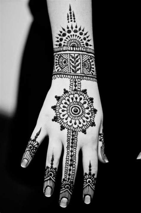 9_Jewellery Mehndi Designs for Back Hand  K4 Fashion