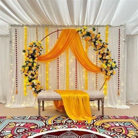 15_Cute Haldi Bride Indian Wedding To Be In Yellow Lehenga Outfit Mehndi