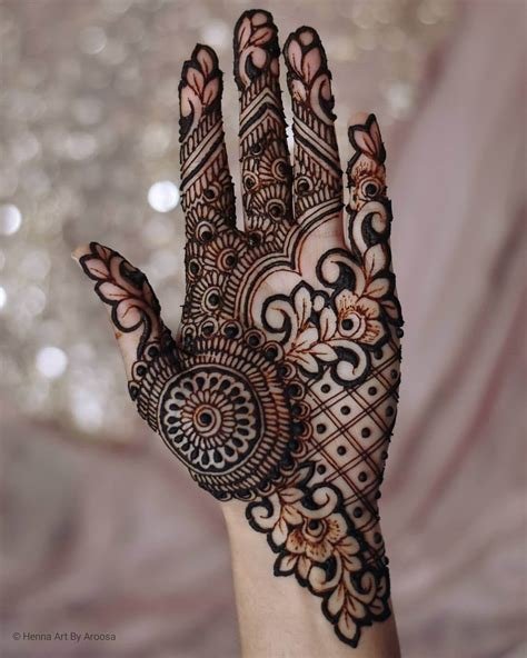 5_10 Latest Half Hand Mehndi Design Ideas for Bridesmaids