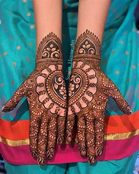 6_Half Hand Mehendi Designs For Intimate Weddings