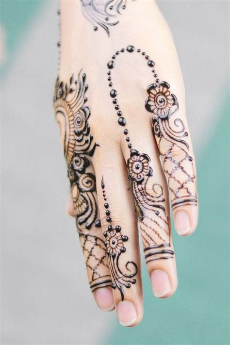 14_Mehndi Design Drawing at PaintingValleycom  Explore collection of