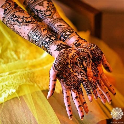 5_The Magical Mehndi Designs 2019 Guide What To Wear For The Bride