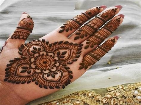 6_Hatheli mehndi design