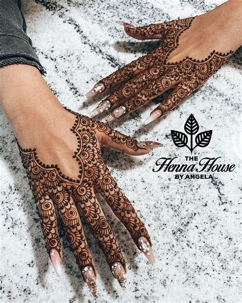 4_10 Beautiful Jaal Mehndi Designs For Brides  HerZindagi