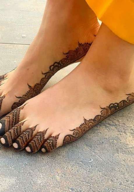 4_Bridal Mehndi Designs  9 Most Adorable Mehndi Design To Try