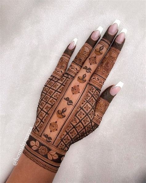 14_30 Stylish Back Hand Mehndi Designs for Ladies  Mehndi  Crayon