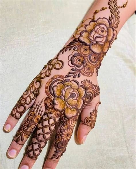 5_Outstanding Heavy Henna Mehndi Designs Collection  Mehndi Designs