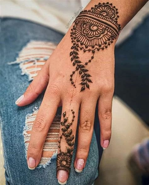 13_65 Festive Mehndi Designs  Celebrate Life and Love With Henna Tattoos