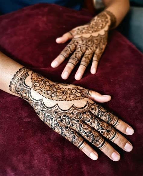 7_Simple Mehndi Design Images 20 Stunning Ideas for Your Next Occasion