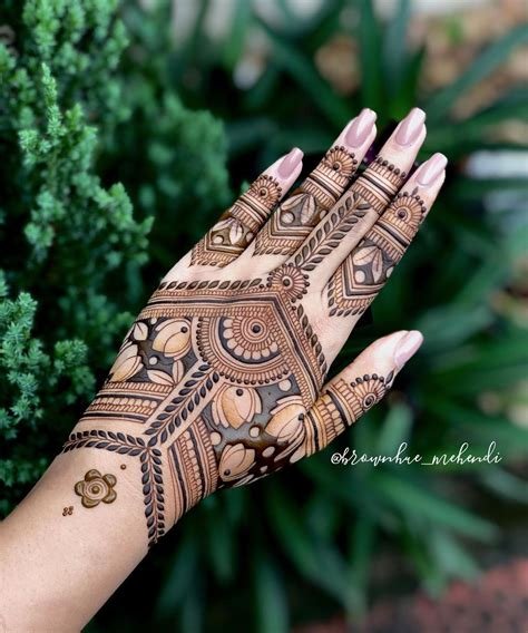 7_Back Hand Mehndi       Back Hand Mehndi Ki