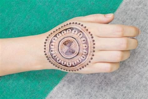 8_30 Stylish Back Hand Mehndi Designs for Ladies  Mehndi  Crayon