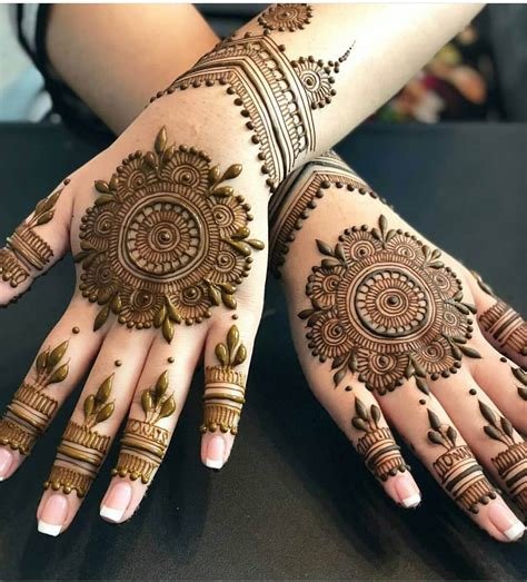 10_Bridal Mandala Mehndi Designs for Back Hand 4  K4 Fashion