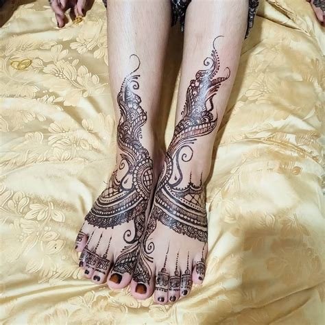 4_7 IndoArabic Mehndi Design Options For The Coolest Bride