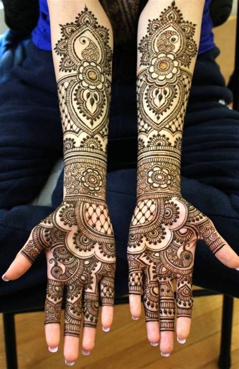 9_7 IndoArabic Mehndi Design Options For The Coolest Bride