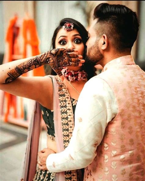 1_Trending Mehndi Photoshoot Ideas For An InstaWorthy Wedding Post