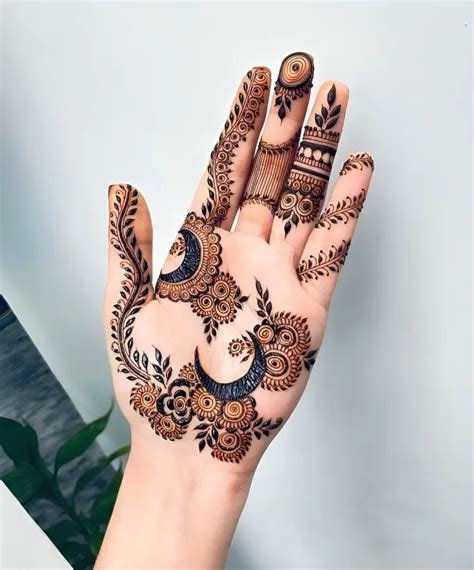 13_55 Stylish Khafif Mehndi Design Front And Back Hand
