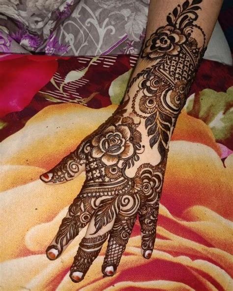 7_55 Stylish Khafif Mehndi Design Front And Back Hand