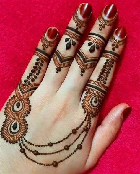 5_31 Beautiful Instagram Mehndi Designs For 2024  Fabbon