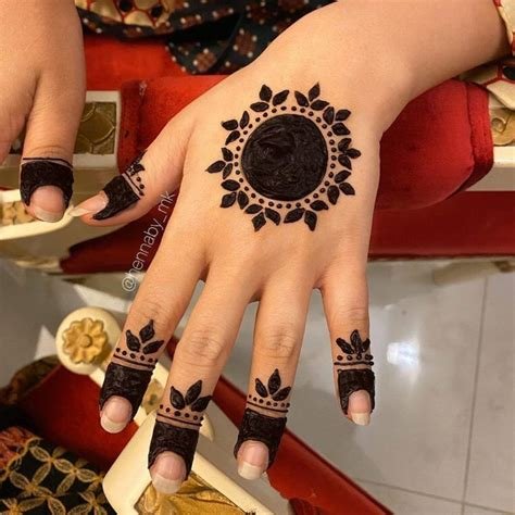 13_21 Simple Mehndi Design for Left Hand Inspirations For The Bride Squad