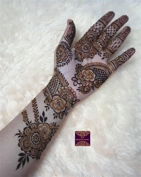 4_Royal Instagram Khafif Mehndi Design 2023  Mehndi design