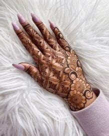 6_31 Instagram Mehndi Design For That Trending Look