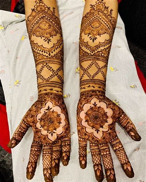 12_15 Simple and Easy Arabic Mehndi Designs for Weddings