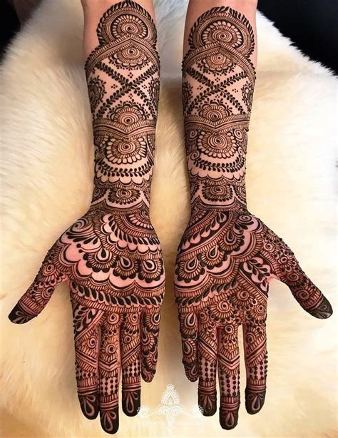 9_Detailed Trendy and Stylish Mehndi Design Images  Sensod