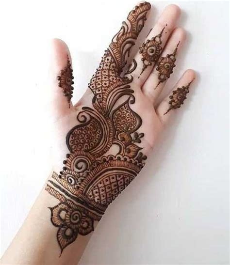 15_100 Karva Chauth Mehndi Designs  Latest and Trending  Mompreneur Circle