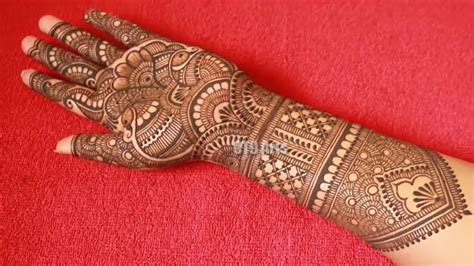 1_Karwa Chauth 2021 Best Simple Full hand Mehndi Design