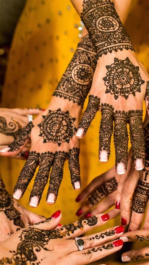 10_Karwa Chauth 2022 Easy Mehndi Designs For The Occasion