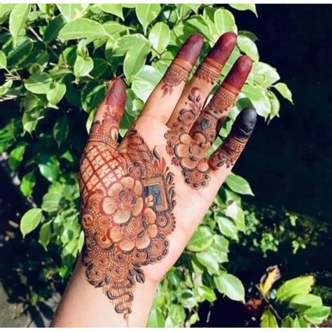 12_Mehndi Designs For Karwa Chauth 2022 Check Out Some Trendy Beautiful