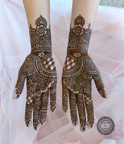 5_60 Stunning Mehndi Designs For Karwa Chauth 2024