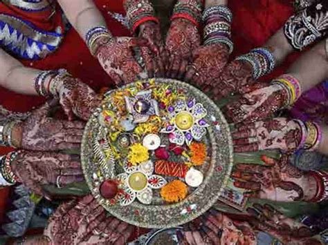 2_Share more than 72 kathak mehndi design best  seveneduvn