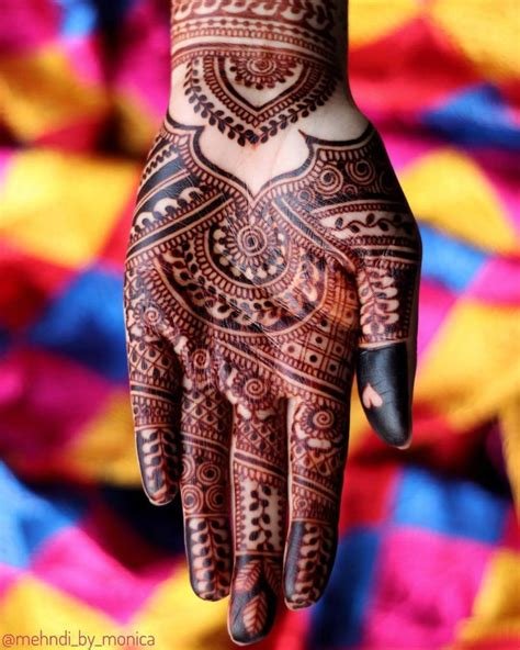 12_15 Best Kerala Bridal Mehndi Designs for 2020