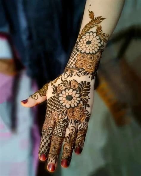 9_40 Beautiful Khafif Mehndi Designs Images  SheIdeas