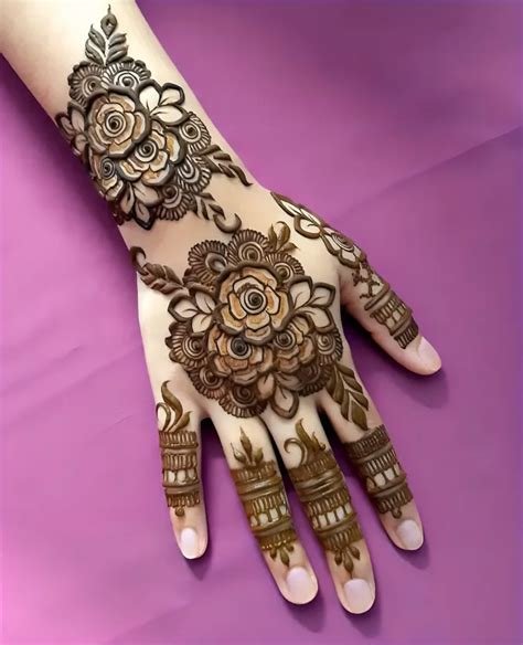 4_55 Stylish Khafif Mehndi Design Front And Back Hand