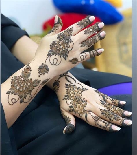 8_Khafif mehndi designs for back hands 13  K4 Fashion