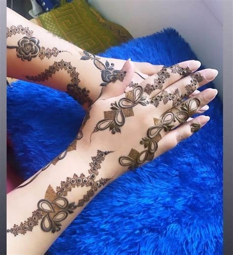 9_Khafif mehndi designs for back hands 15  K4 Fashion