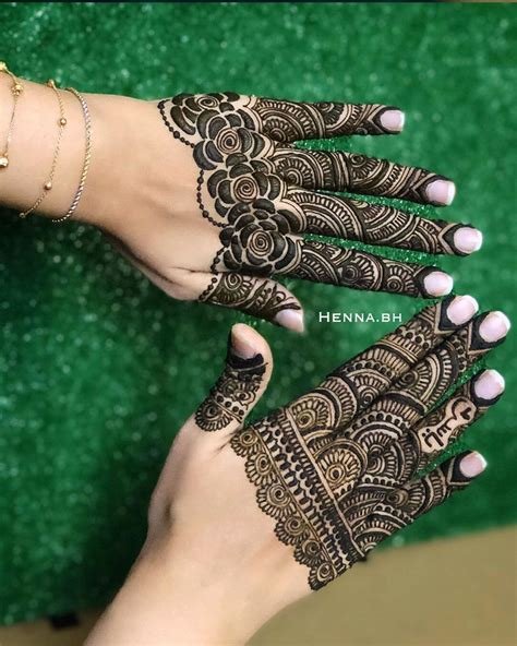 4_Royal Finger Mehndi Designs in Khafif Style Back Side  K4 Fashion