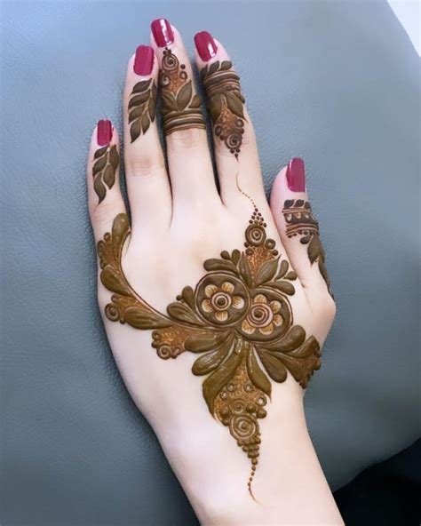 3_Khafif mehndi designs for back hands 23  K4 Fashion