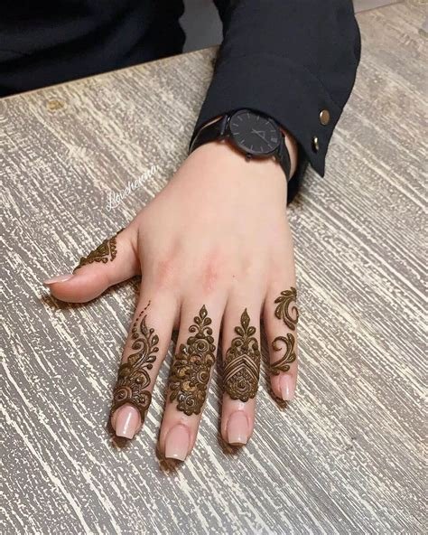 12_Khafif Mehndi Designs For Fingers 16  K4 Fashion