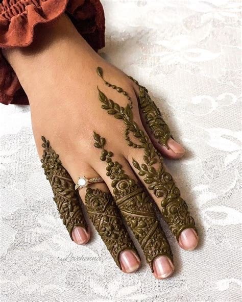 15_Khafif Mehndi Designs For Fingers 6  K4 Fashion