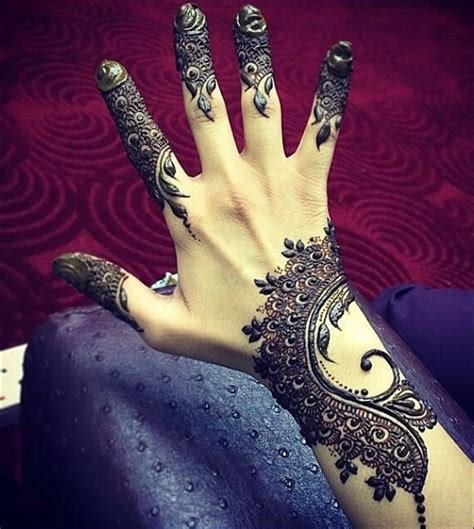 1_Khaleeji Mehndi Designs 10 Awesome Designs That Are Trending