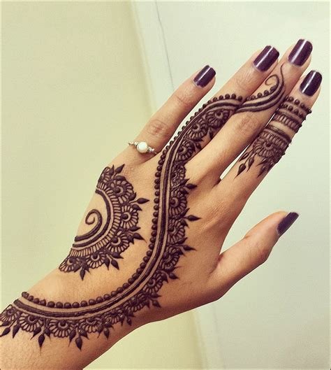 3_Khaleeji Mehndi Designs 10 Awesome Designs That Are Trending