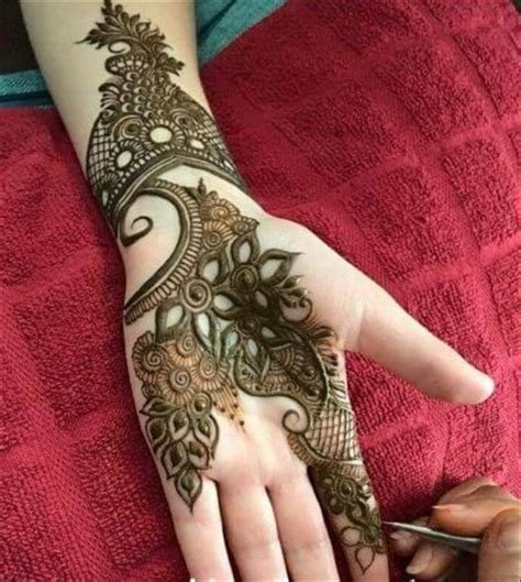 2_Khaleeji Mehndi Designs 10 Awesome Designs That Are Trending