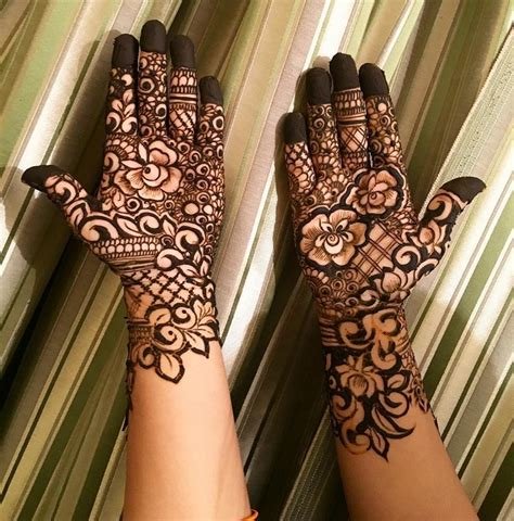 8_Leg Mehendi Design Ideas You Must Consider For Karva Chauth