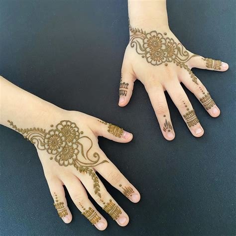 15_30 Latest Mehndi Designs for Kids  Baby 2018201920202021