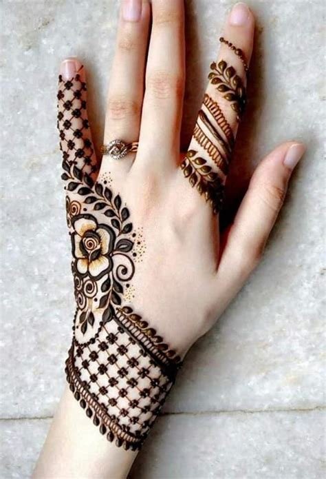 11_125 Front Hand Mehndi Design Ideas To Fall In Love With  Wedbook