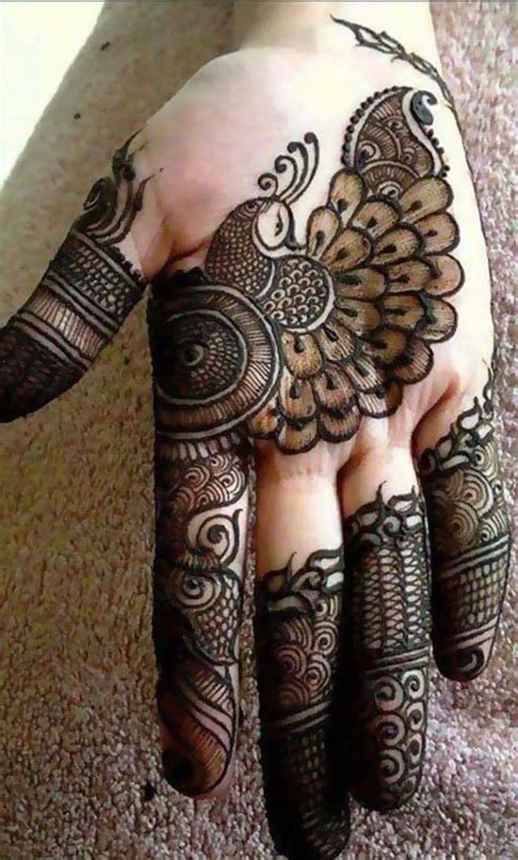 10_41 Dubai Mehndi Designs That Will Leave You Captivated